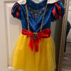 Disney Snow White costume size 2 T